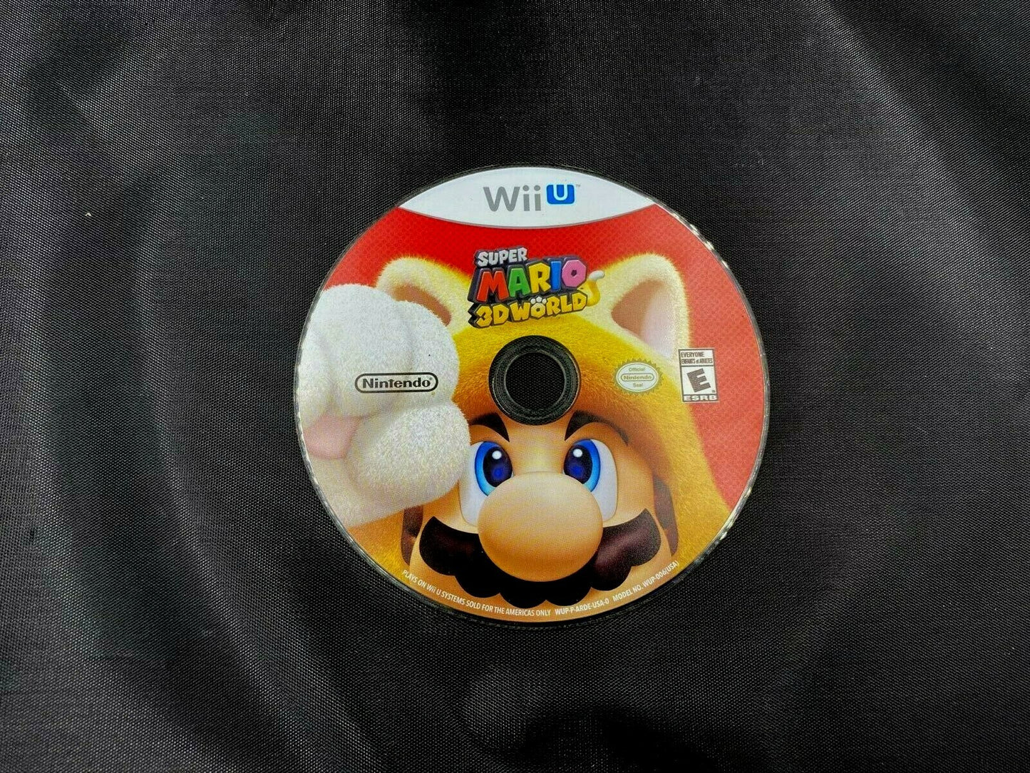 Nintendo Wii U Super Mario 3D World Clean and Tested Free Shipping Disc Only